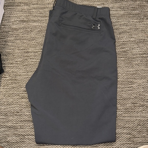 Under Armour men’s slacks - Picture 3 of 4